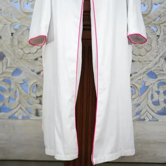 W Hotel Boca Terry White Hooded Bathrobe Pink Trim One Size Exclusive Shanghai - Picture 7 of 15